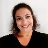 Esther, 53 anos